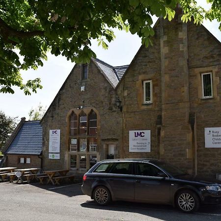 Ludlow Mascall Centre Exterior foto